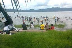 Visit Bosomtwe